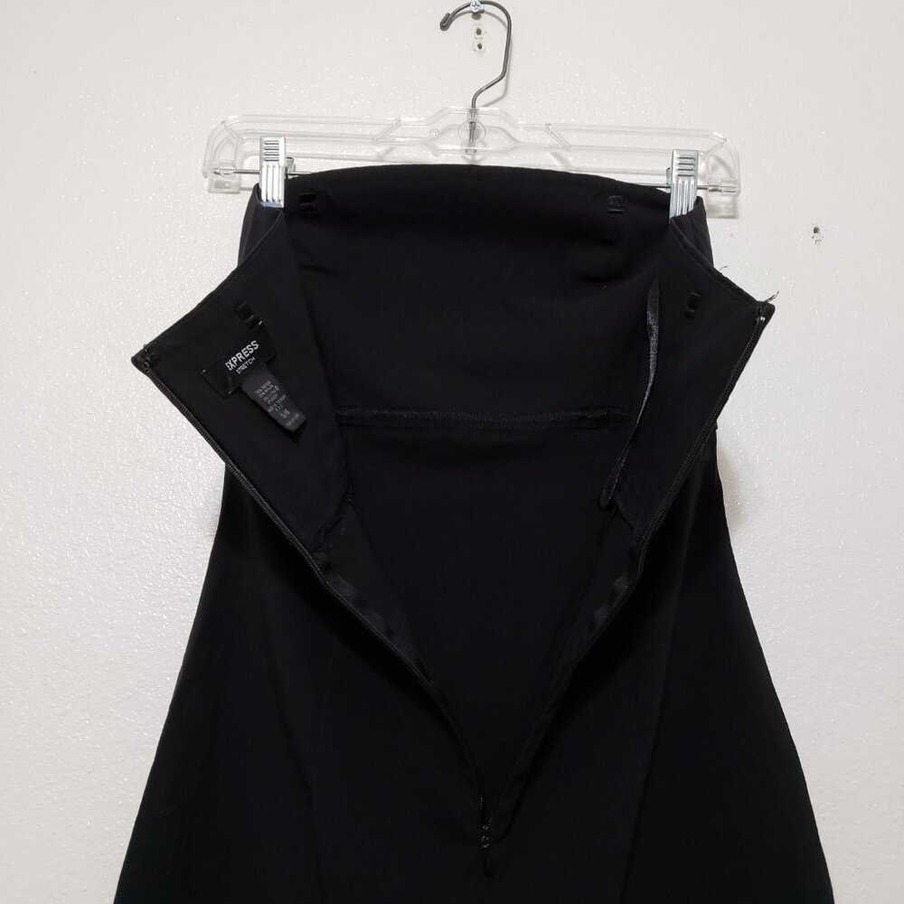 Express Dress - Picture 8 of 13